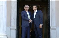 Juncker e Tsipras de acordo sobre a saída da Grécia do programa de resgate