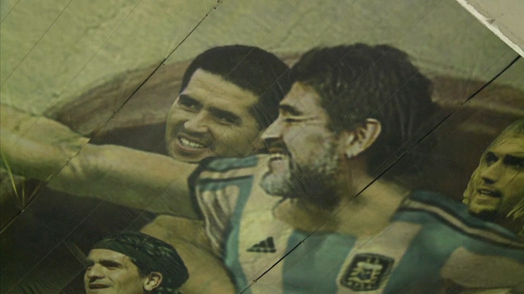 Maradonna depicted as God in Buenos Aires football club mural