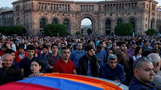Ermenistan'da eylemler Sarkisyan'ın istifasına rağmen sürüyor