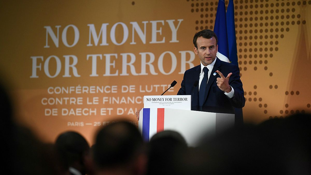 Paris'teki Terör ile Mücadele Zirvesi'nde terörün finansmanı konuşuldu