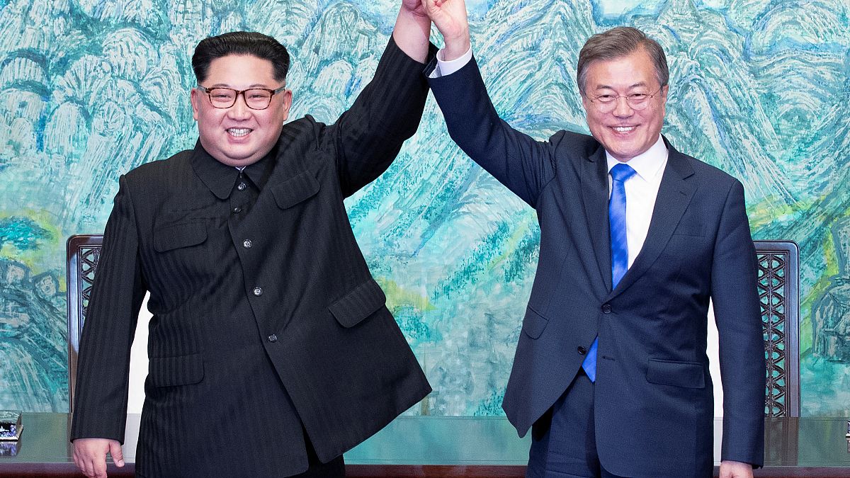 الكوريتان تتفقان على نزع السلاح النووي وإنهاء الحرب الكورية