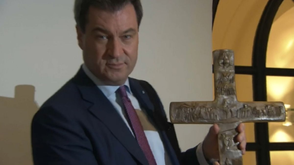 Compulsory crucifixes in Bavaria spark controversy