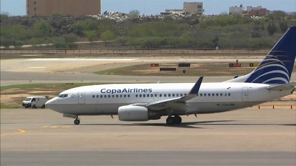 Venezuela e o Panamá retomam operações aéreas Venezuela e o Panamá retomam operações aéreas