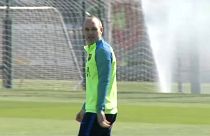 Andres Iniesta sezon sonunda Barcelona'dan ayrılıyor