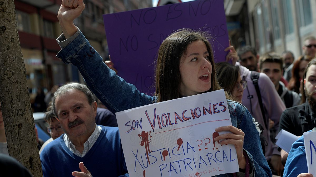 L'Espagne gronde, le gouvernement prêt à réformer