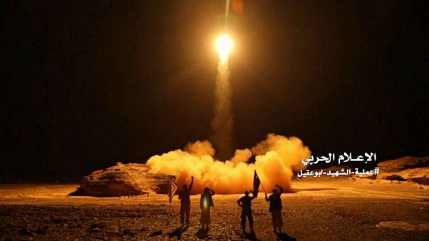 حمله موشکی حوثیها به «مراکز اقتصادی و حیاتی» عربستان حمله موشکی حوثیها به «مراکز اقتصادی و حیاتی» عربستان
