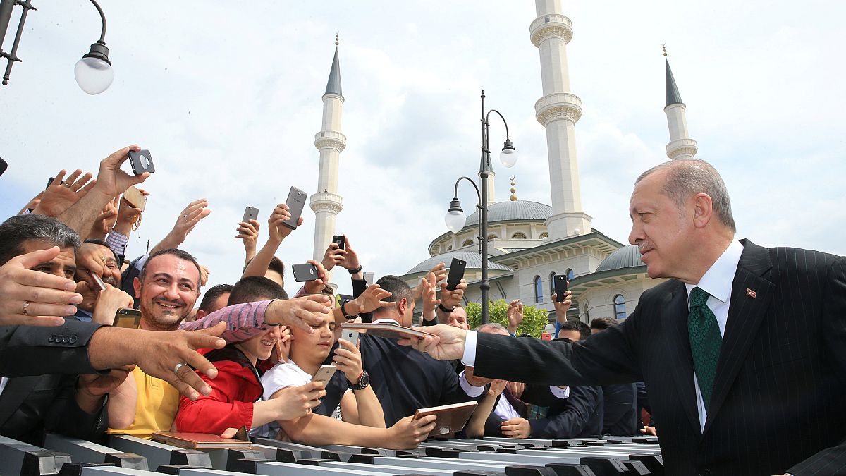 Эрдоган начинает избирательную кампанию