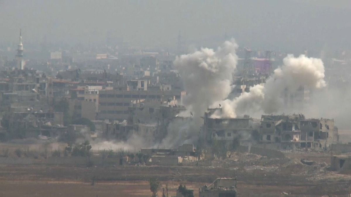 الجيش السوري يشدد من ضرباته ضد داعش بجنوب دمشق