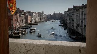 Βενετία: Μπάρες για τη διαχείριση των τουριστών