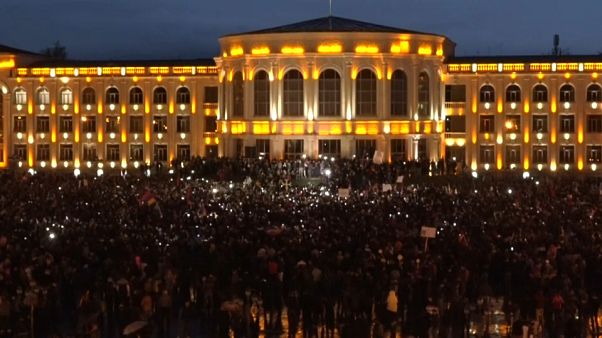 Armenia, Pashinyan: "Urge un nuovo Governo" Armenia, Pashinyan: "Urge un nuovo Governo"