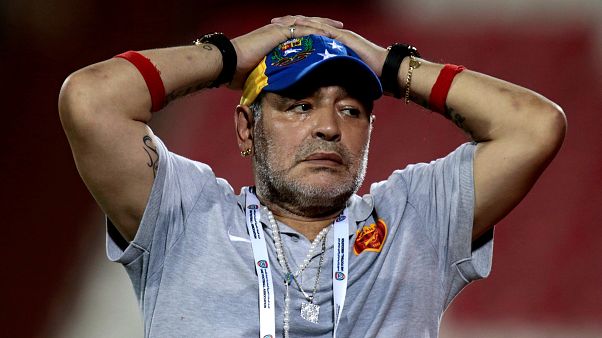 Maradona yine istifa etti Maradona yine istifa etti