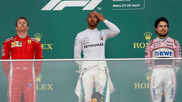 F1: Hamilton vince nel caos di Baku, Raikkonen secondo F1: Hamilton vince nel caos di Baku, Raikkonen secondo