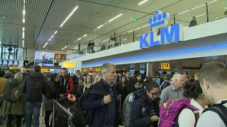 Power failure closes Amsterdam's Schiphol Airport 