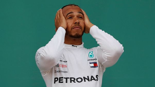 Baku: Hamilton entreißt Vettel die WM-Führung Baku: Hamilton entreißt Vettel die WM-Führung