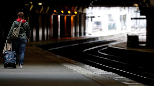 Γαλλία: Πλήγμα στον τουρισμό από τις απεργίες Γαλλία: Πλήγμα στον τουρισμό από τις απεργίες
