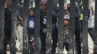 Εκατοντάδες πρόσφυγες στη μεθόριο ΗΠΑ-Μεξικού