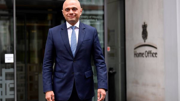 Sohn eines Busfahrers aus Pakistan: Sajid Javid (48) neuer Innenminister Sohn eines Busfahrers aus Pakistan: Sajid Javid (48) neuer Innenminister
