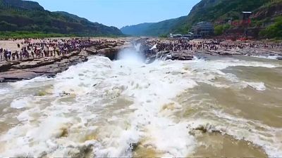 Cina: boom di visite alla cascata di Hukou