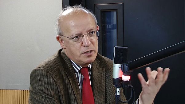 Santos Silva quer prosseguir com "geringonça"