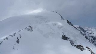 Négy túrázó halt meg a svájci Alpokban