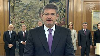 Jueces y fiscales piden la dimisión del ministro español de Justicia