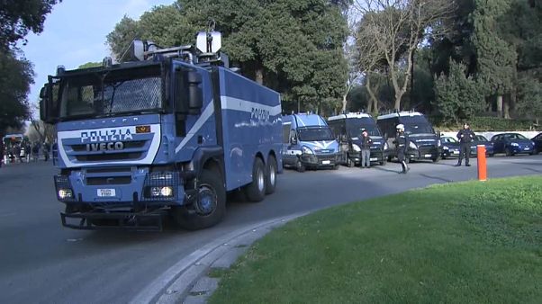 Máxima seguridad ante el partido Roma-Liverpool de Liga de Campeones Máxima seguridad ante el partido Roma-Liverpool de Liga de Campeones