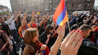 Αρμενία: Ογκώδης συγκέντρωση πριν την ψηφοφορία