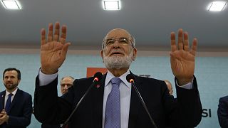 Temel Karamollaoğlu, Saadet Partisi'nin cumhurbaşkanı adayı oldu