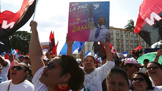 Daniel Ortega se da un baño de masas sandinistas