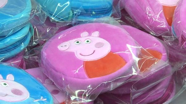 Peppa Pig, "icône subversive de la jeunesse oisive" en Chine Peppa Pig, "icône subversive de la jeunesse oisive" en Chine
