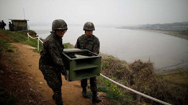 "La pace degli altoparlanti" dilaga in Corea "La pace degli altoparlanti" dilaga in Corea