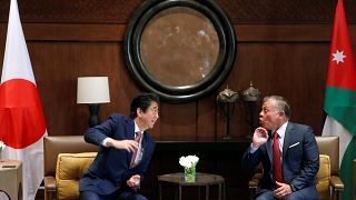 رئيس وزراء اليابان في الأردن لماقشة قضايا المنطقة والتعاون الاقتصادي