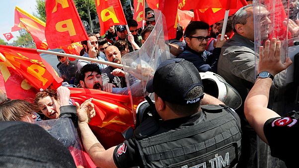 İstanbul'da 1 Mayıs gergin başladı İstanbul'da 1 Mayıs gergin başladı