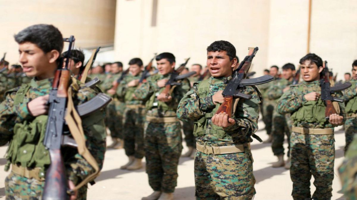 مقاتلون من قوة الحدود الأمنية الجديدة التابعة لقوات سوريا الديمقراطية 