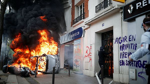 France : violences en marge du défilé du 1er mai à Paris France : violences en marge du défilé du 1er mai à Paris