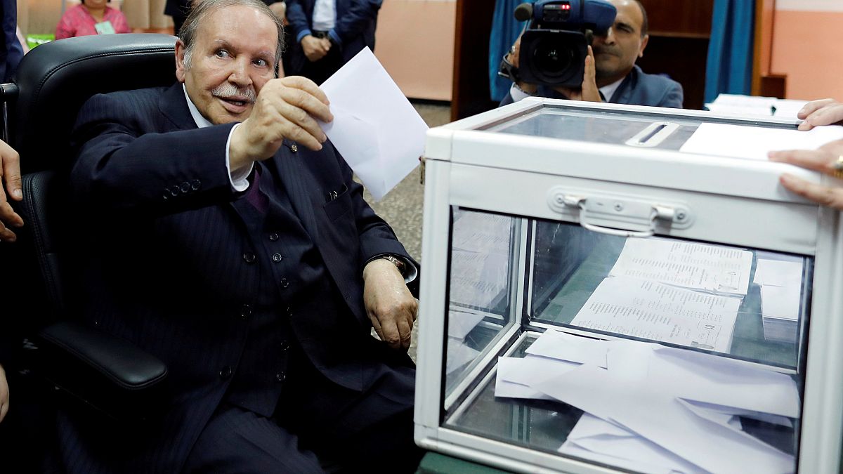 أكبر اتحاد للعمال الجزائريين يحث بوتفليقة على الترشح لولاية خامسة