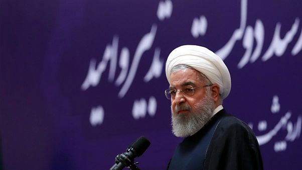 واکنش دولت به فیلترینگ تلگرام: ایجاد ابهام و تردید در جامعه به مصلحت نیست واکنش دولت به فیلترینگ تلگرام: ایجاد ابهام و تردید در جامعه به مصلحت نیست