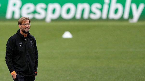Liverpool-Trainer Jürgen Klopp beim Training vor dem Rückspiel Liverpool-Trainer Jürgen Klopp beim Training vor dem Rückspiel