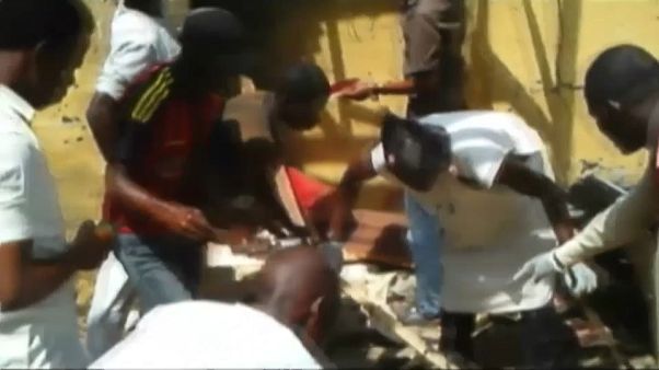 Nigeria: doppio attacco kamikaze, strage in moschea e al mercato Nigeria: doppio attacco kamikaze, strage in moschea e al mercato