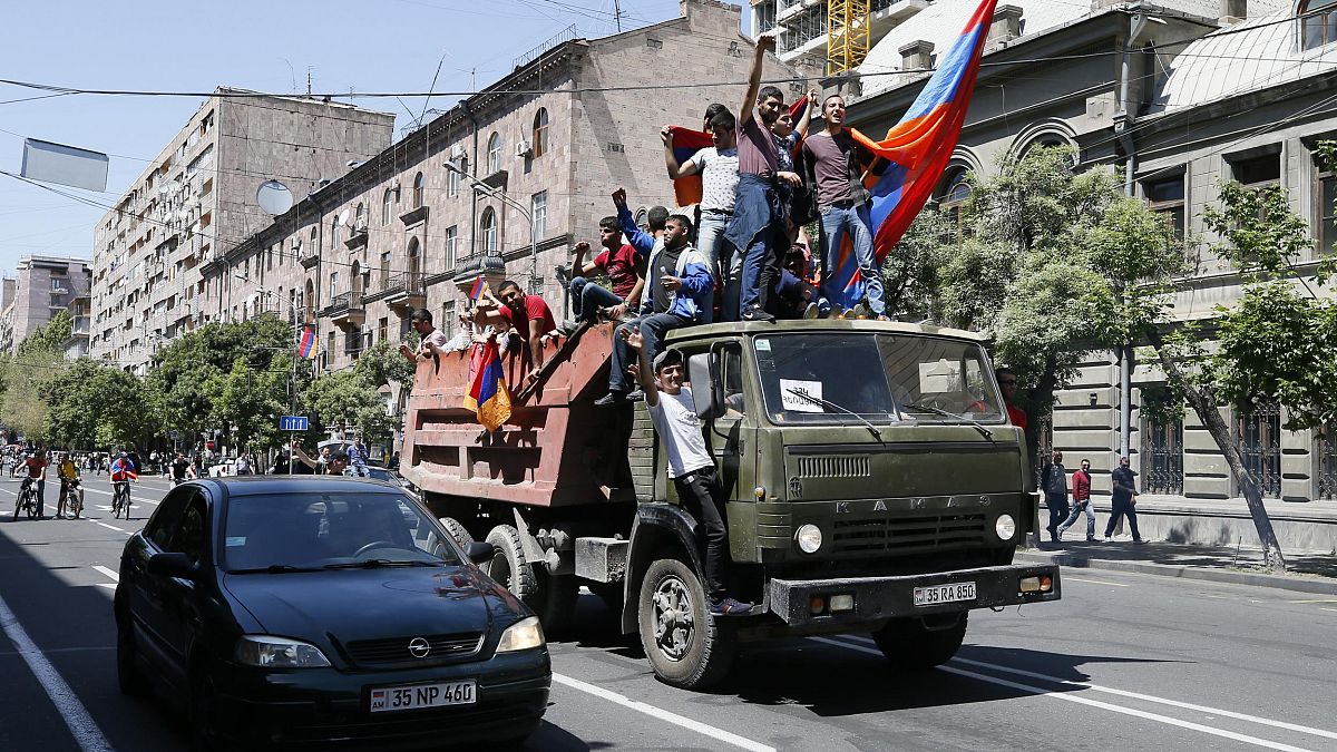 Estradas bloqueadas na região da capital arménia 