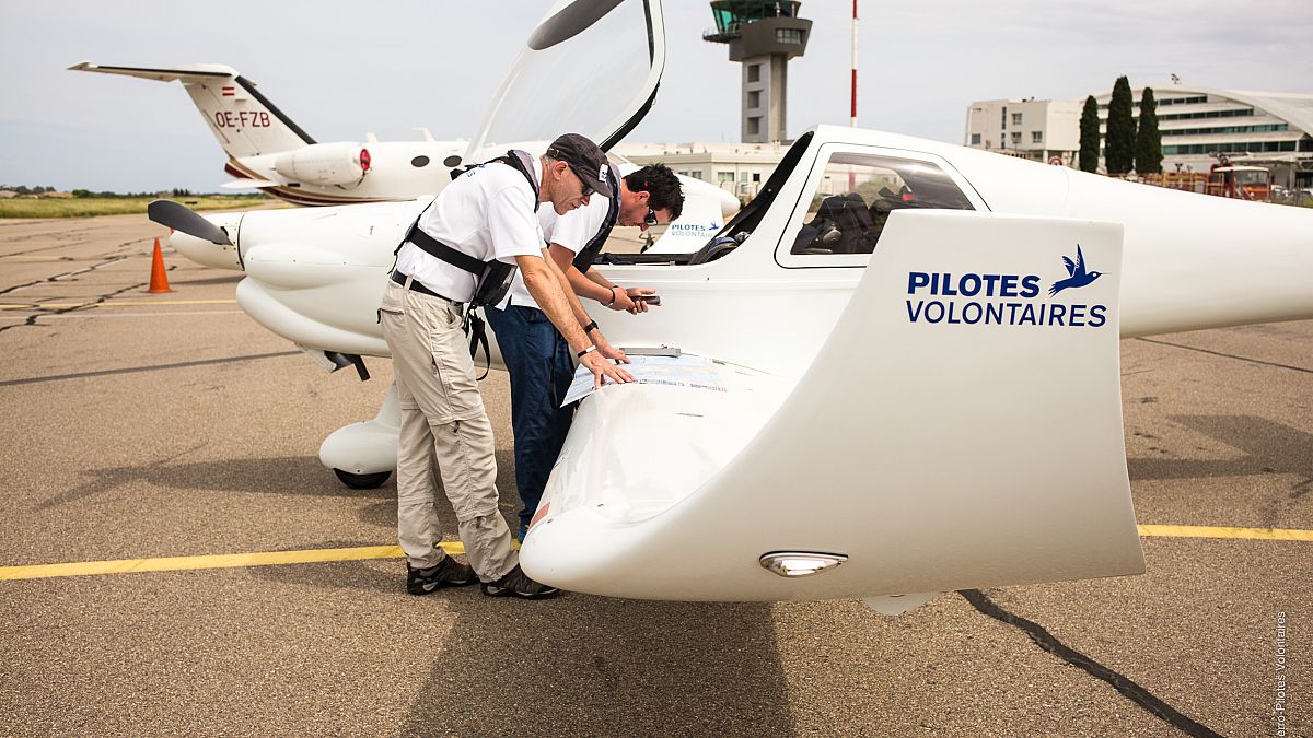Volunteer pilots ready for take-off to help save migrants in the Med