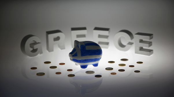 Ανάπτυξη 1,9% προβλέπει η Κομισιόν για το 2018 στην Ελλάδα Ανάπτυξη 1,9% προβλέπει η Κομισιόν για το 2018 στην Ελλάδα