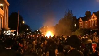 На еврейском празднике в Лондоне взорвался костёр