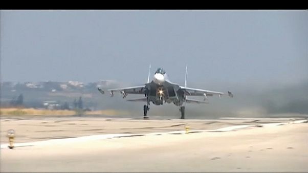 В Сирии разбился российский истребитель В Сирии разбился российский истребитель