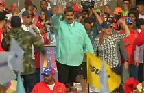 Maduro ofrece un "regalo" a quienes le voten el 20 de mayo