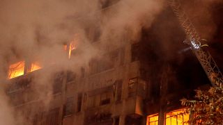 Incêndio num prédio em São Paulo que ruiu