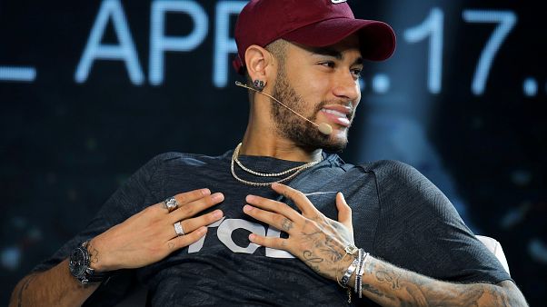 Neymar de retour à Paris... pour préparer le Mondial Neymar de retour à Paris... pour préparer le Mondial