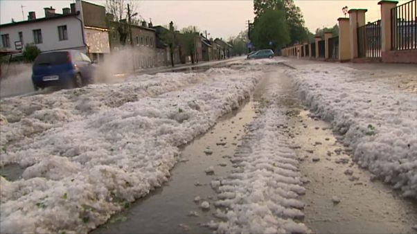 El granizo golpea el centro de Polonia El granizo golpea el centro de Polonia