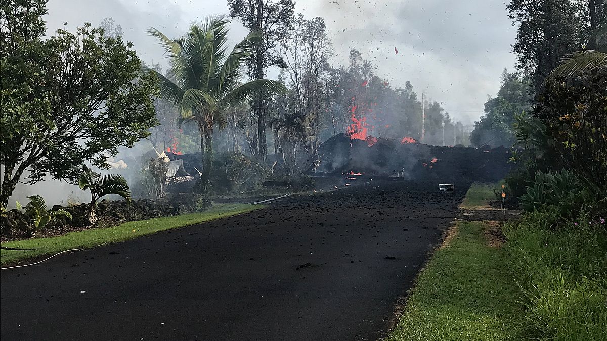 Hawaii: Vulkan Kilauea spuckt Lava bis in 30 Meter Höhe