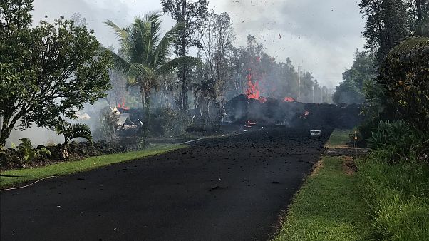 Hawaii: Vulkan Kilauea spuckt Lava bis in 30 Meter Höhe Hawaii: Vulkan Kilauea spuckt Lava bis in 30 Meter Höhe